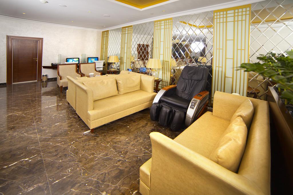Raviz Center Point Hotel Dubai Exteriör bild
