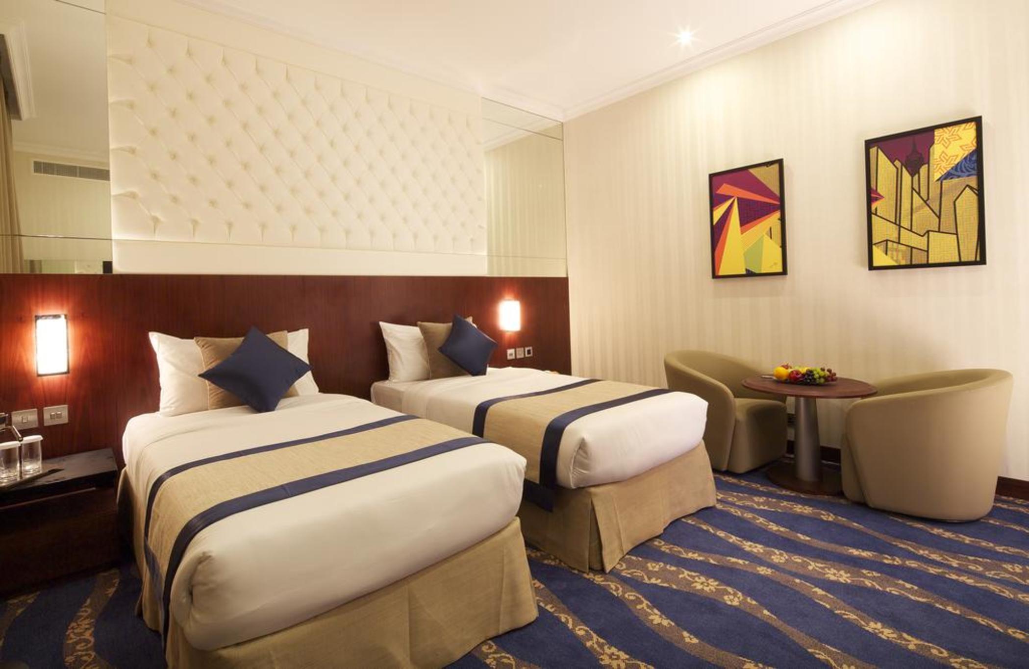 Raviz Center Point Hotel Dubai Exteriör bild