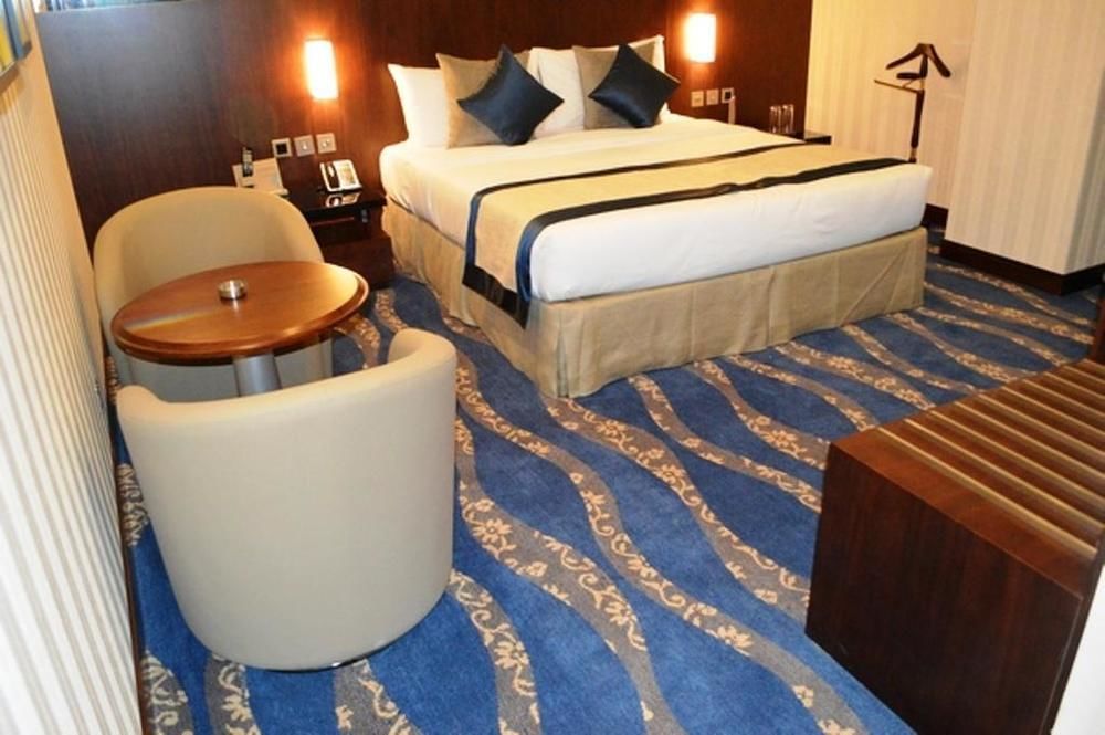 Raviz Center Point Hotel Dubai Exteriör bild